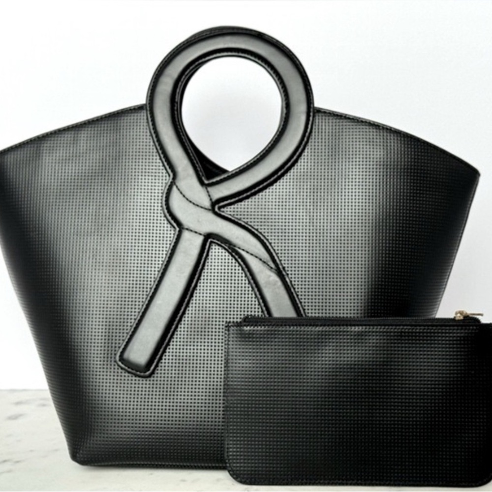 Roberta di Camerino Black Textured Tote
